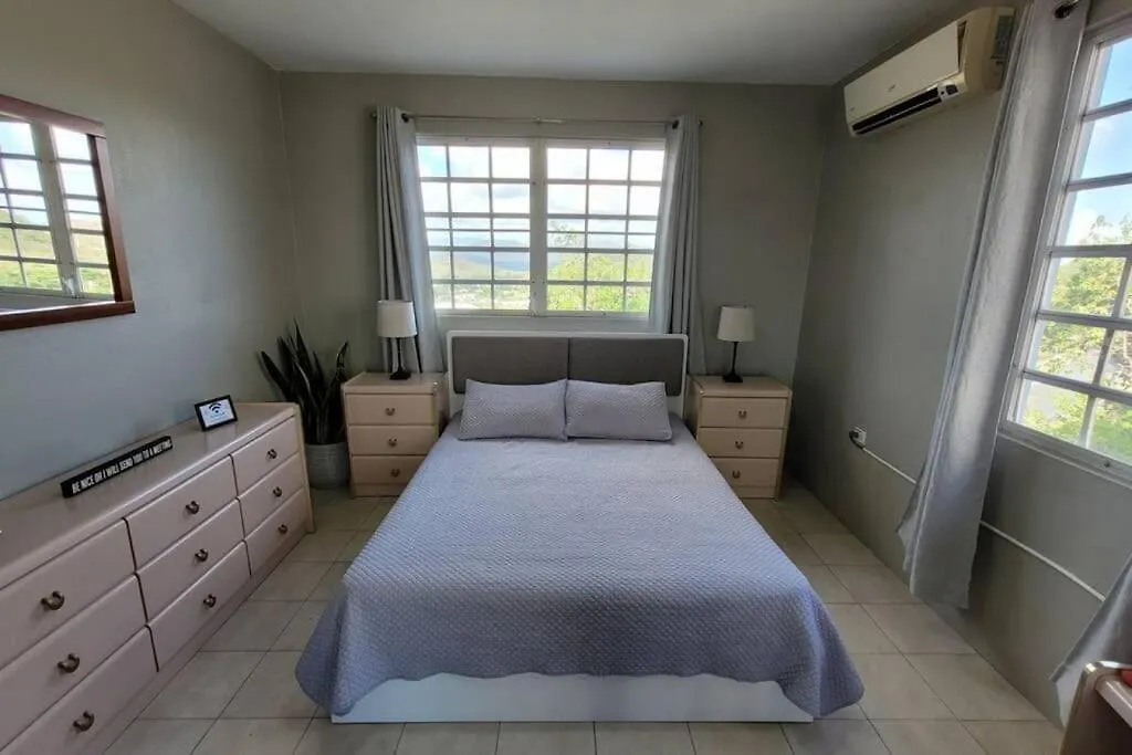 شقة Coamo Beautiful House, Ac, 10Min Coamo Hot Springs 0*,