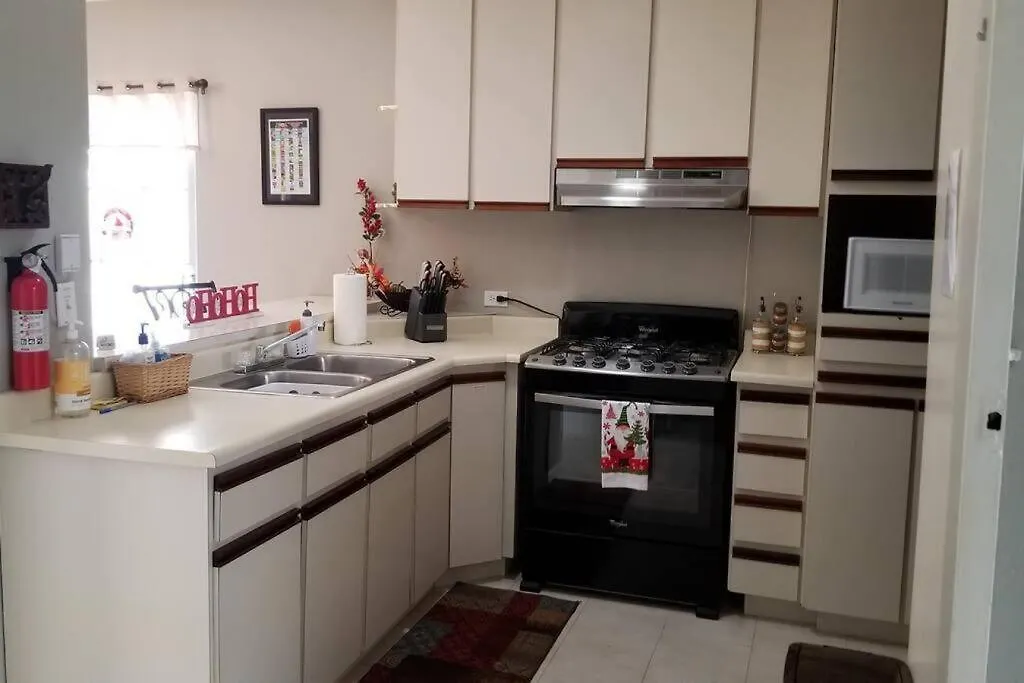 شقة Coamo Beautiful House, Ac, 10Min Coamo Hot Springs